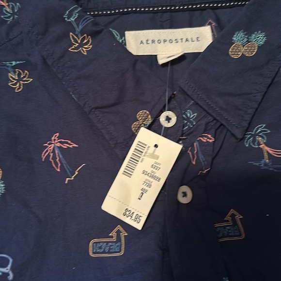 Aeropostale Button Down Shirt - Picture 2 of 2